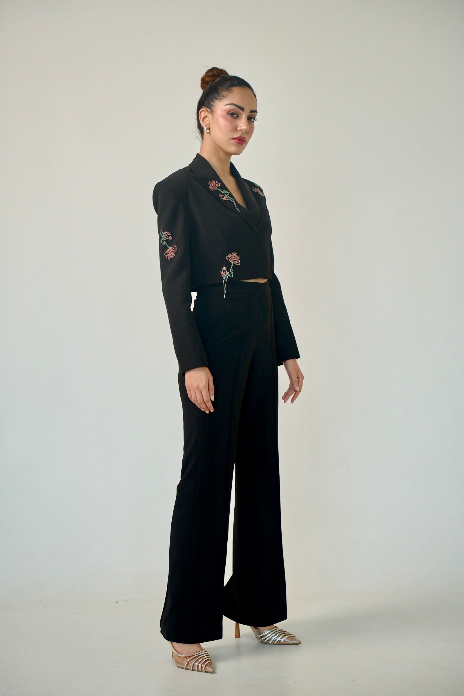Falling Roses Crop Jacket in Black