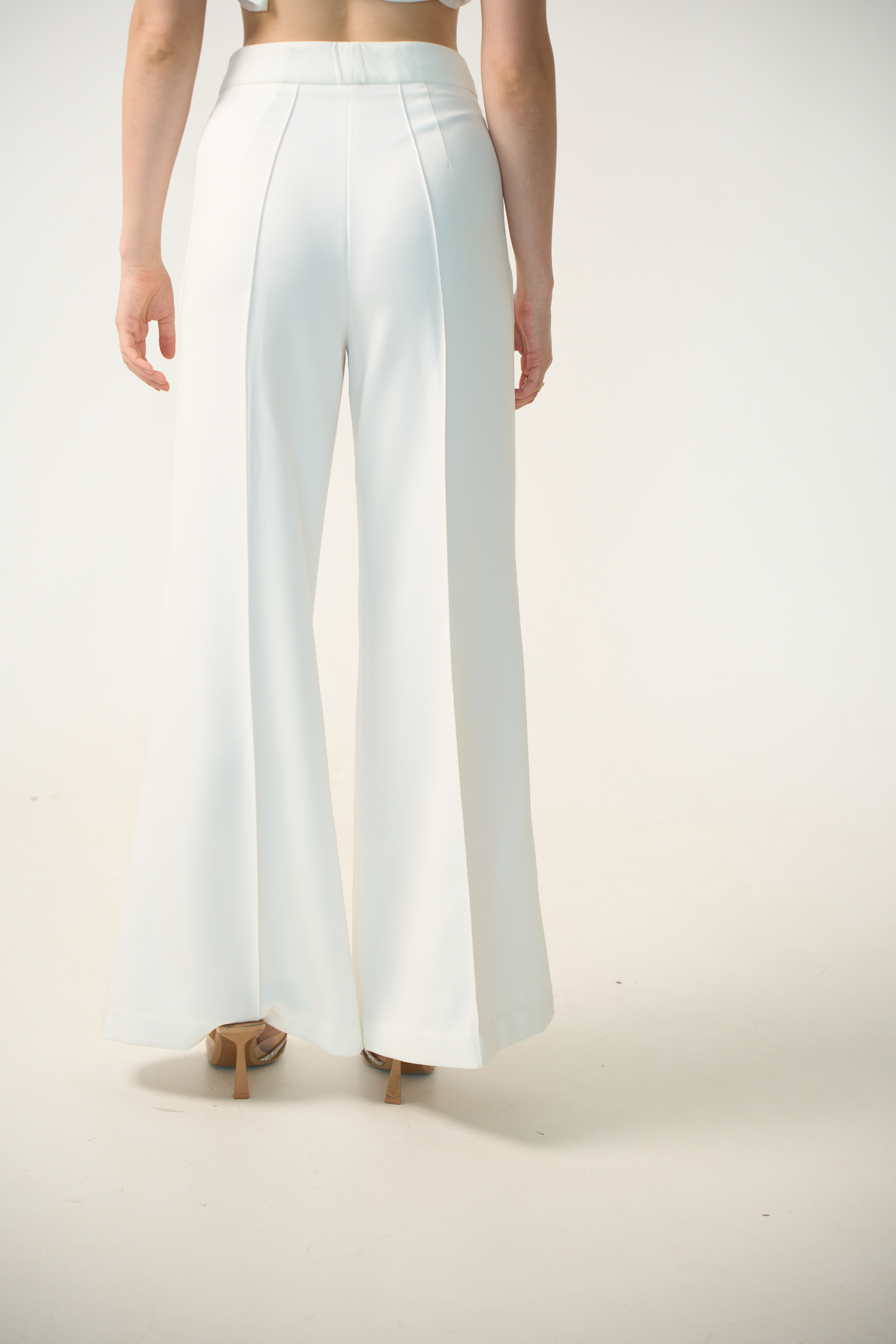 Leggy Pants in Ivory