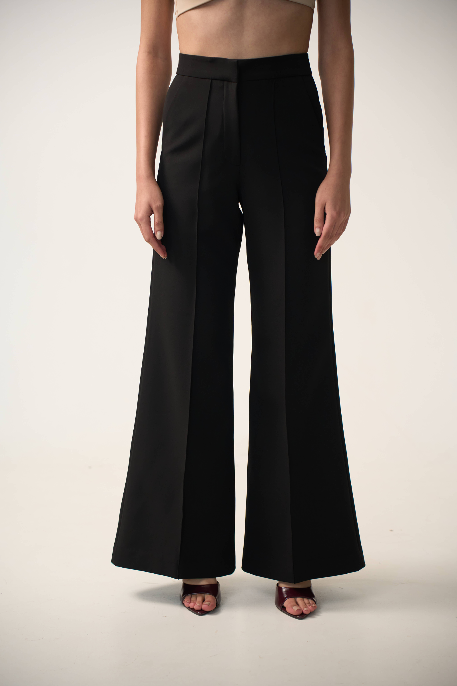 Rome Pants in Black