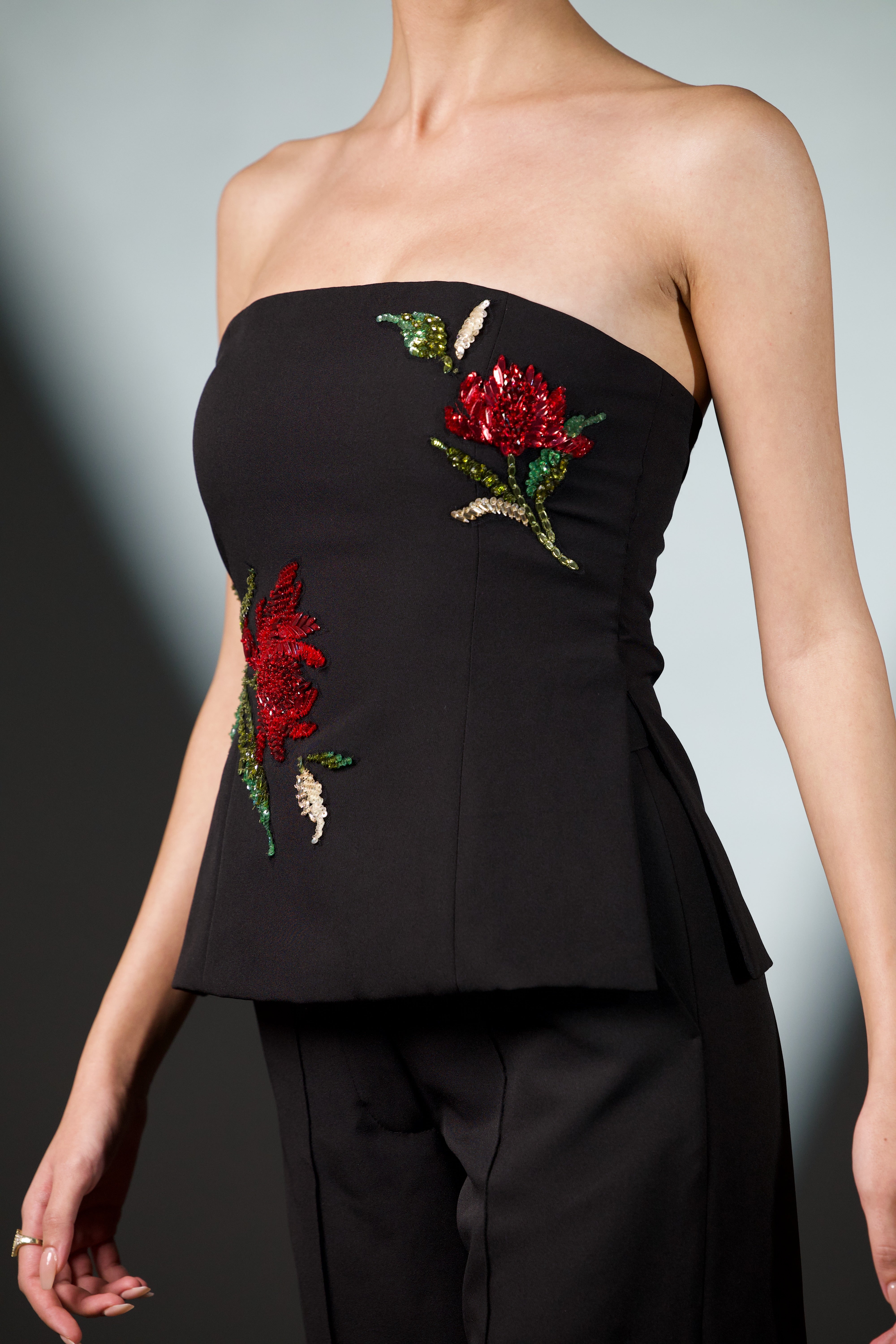 Kylie Waist Cincher Bustier in Black